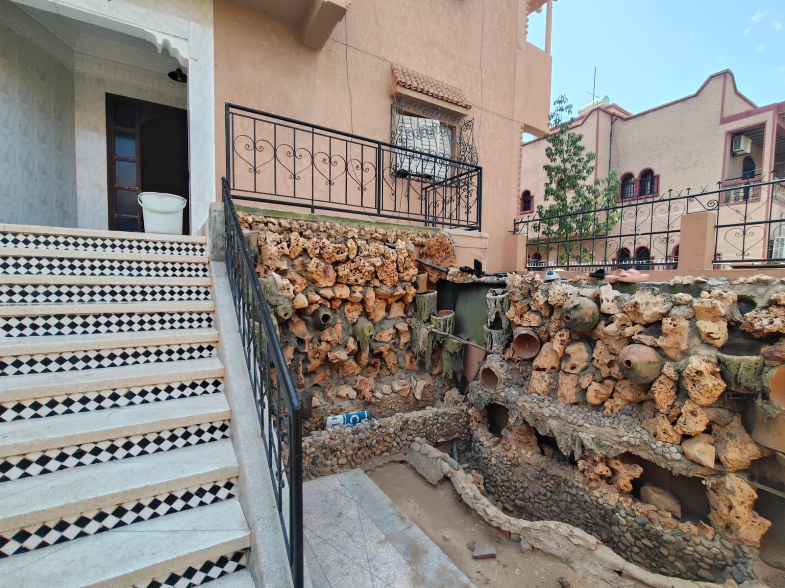 Photo 6